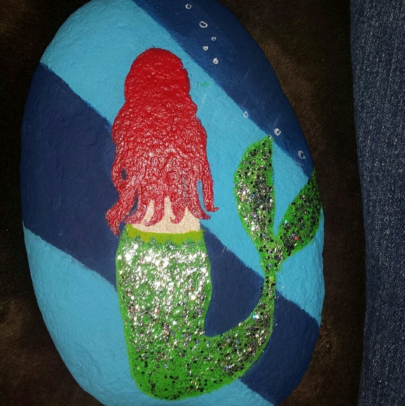 ✨Glitter Mermaid Stone - Picture 1 of 2